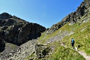 22 Lasciato il Sentiero dei vitelli-108A, entriamo nel 101 in direzione Bocchetta di Valpianella